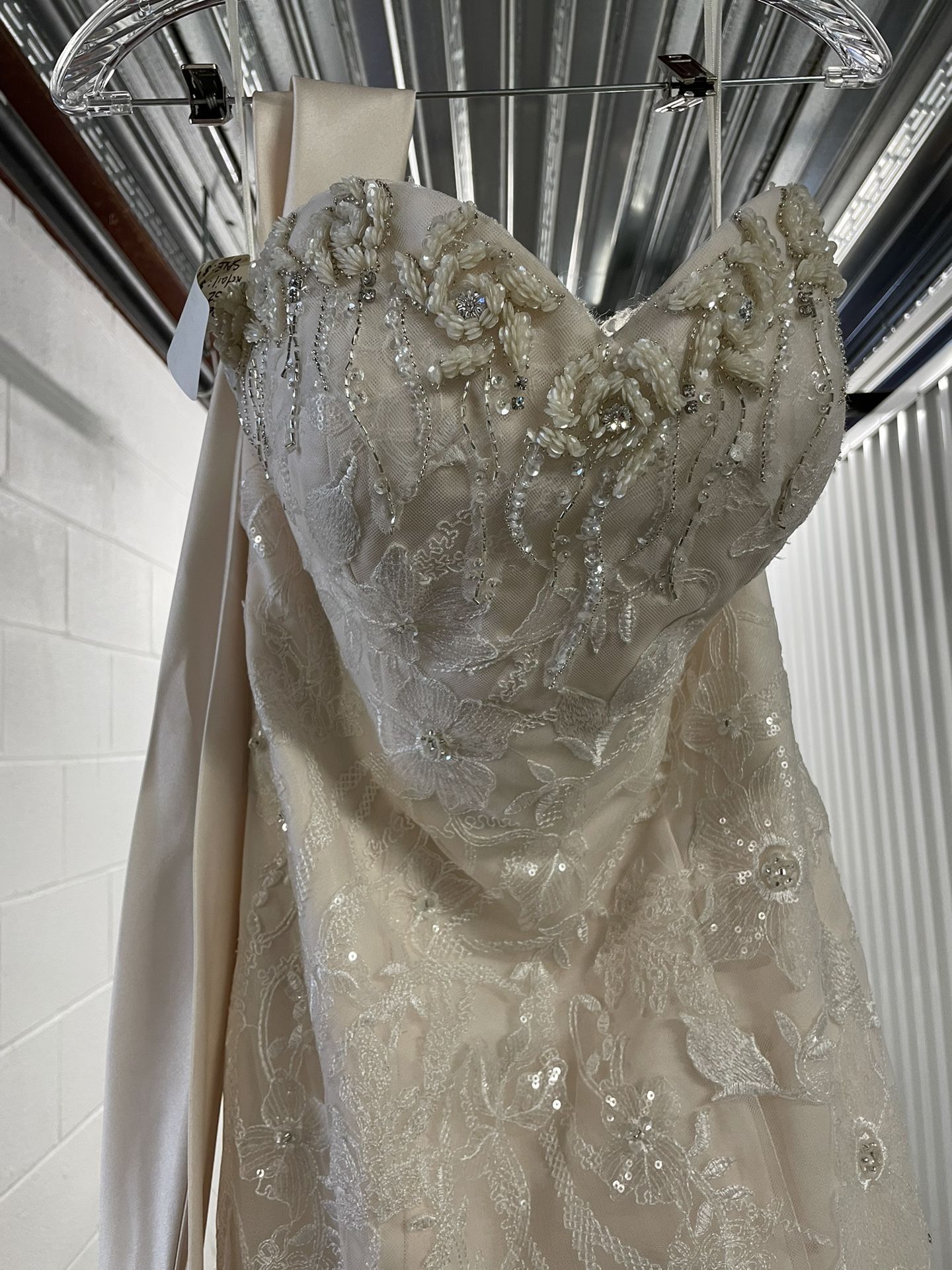 Wedding Gowns, Bridal Dresses, Slightly Used, Designer, 12gowns  $2000r