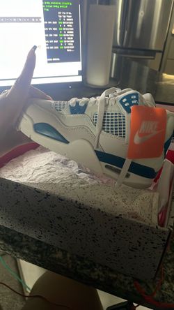 Never Worn Size 4
