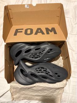 Adidas yeezy foam rnnr onyx