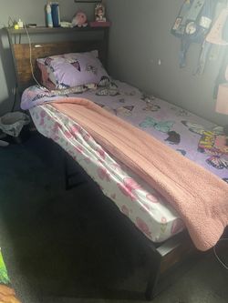 2 Twin Beds Frame And Mattress