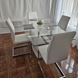 ALL WHITE & SILVER dining room TABLE 🩶🤍🩶🤍