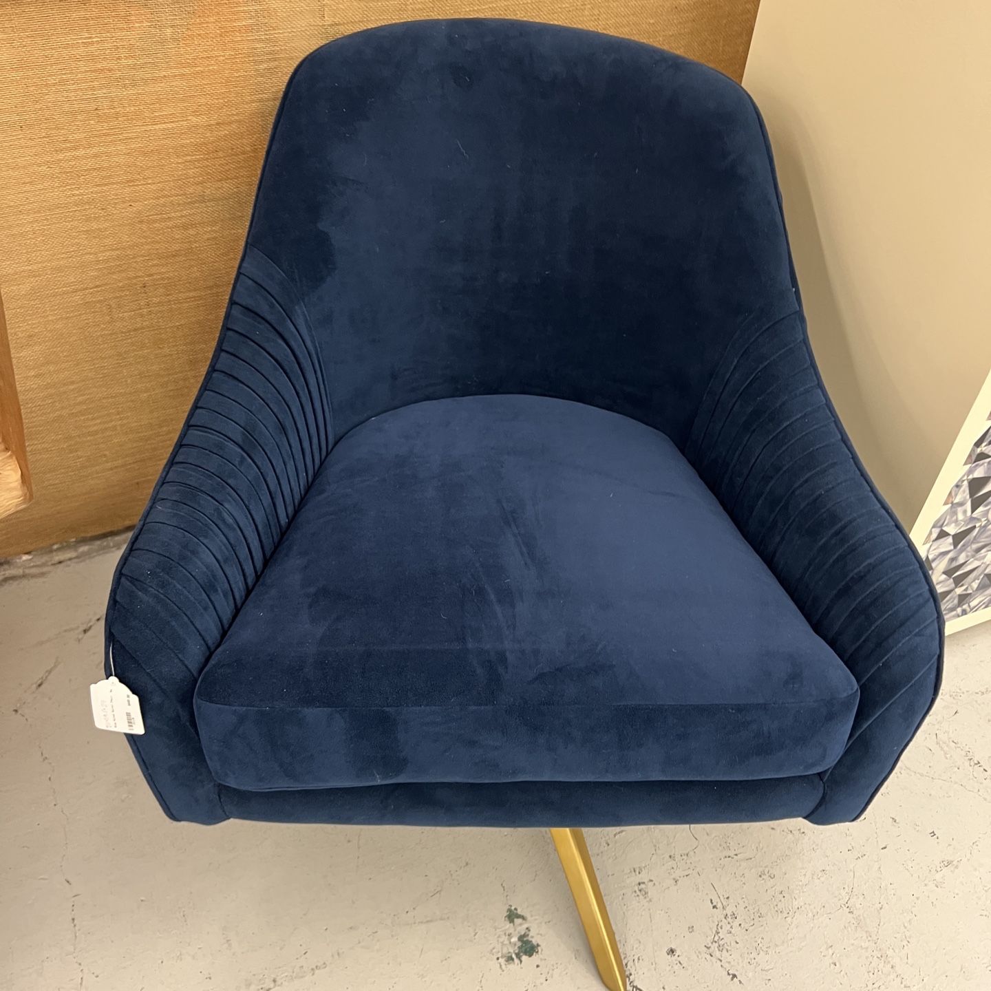 Blue Velvet Swivel Chair 