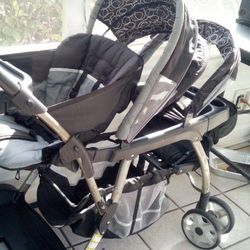 Double Stroller Very Sturdy And Like New For Your Twins Like New Condition.