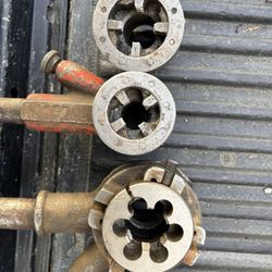 RIDGID PIPE TREATMENT 1/2 Inch 3/4 Inch And 1 Inch Good Condition $$$75