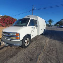 2000 Chevy Express 3500