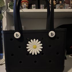 Bogg bag style tote