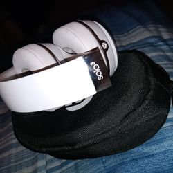 Brand New Beats Wireless Solo 3