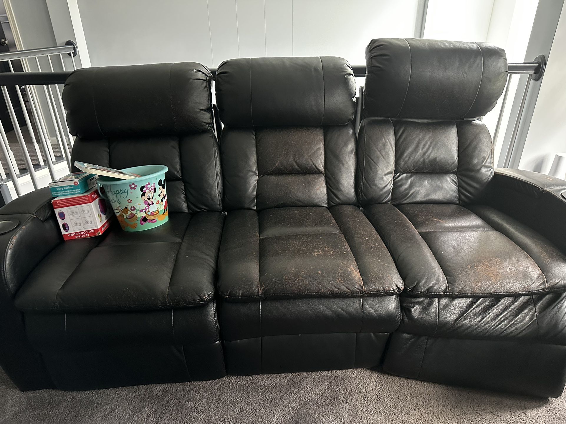 Black Sectional 2 Pieces