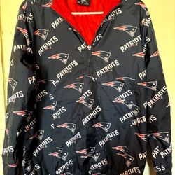 PATRIOTS WINDBREAKER / PONCHO