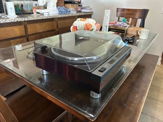 Denon DP 47F automatic turntable