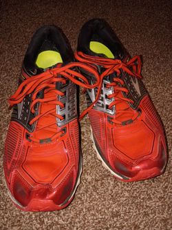 Brooks 10.5 men