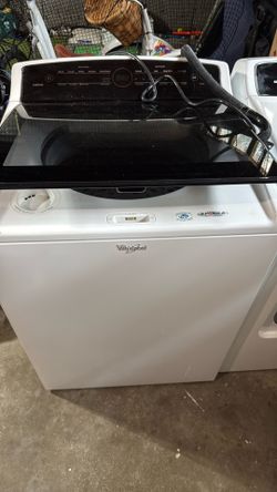 Whirlpool cabrio washer and dryer (electric)