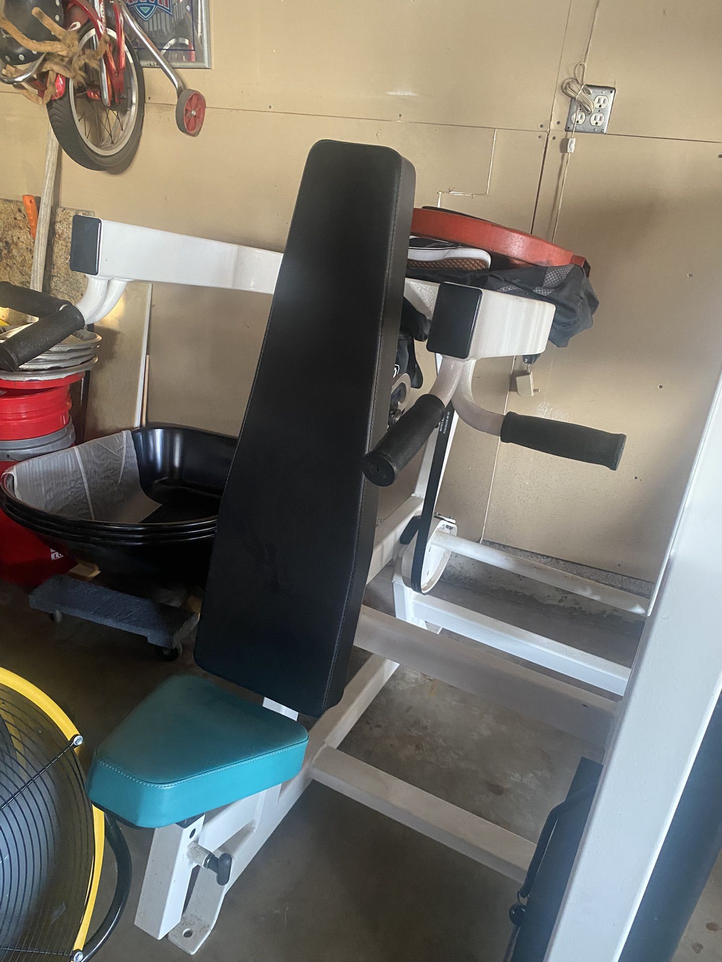 Body Masters Shoulder Machine Excellent Condition!!