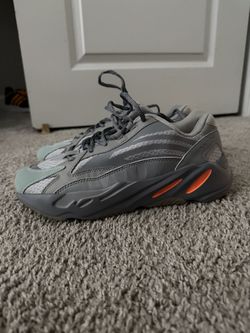 Yeezy 700 V2 Inertia