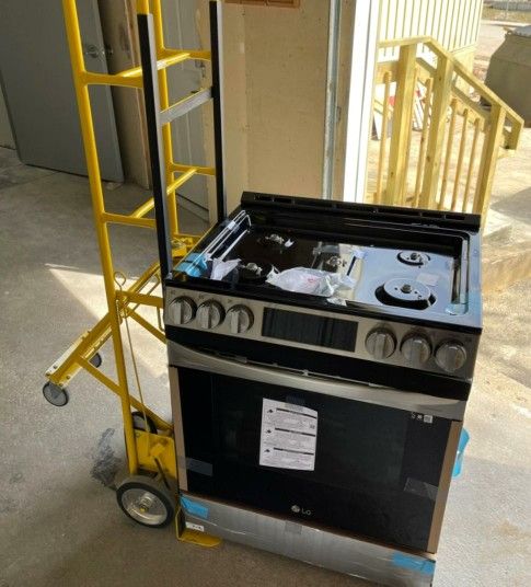Nice Scratch & Dent Appliances 40%-60% OFF!
