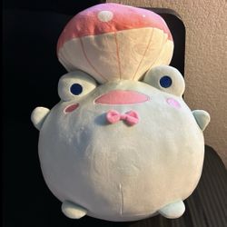 Round 1 RainyLune Mushroom Frog plush