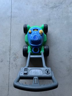 Kids lawn mover/bubble maker
