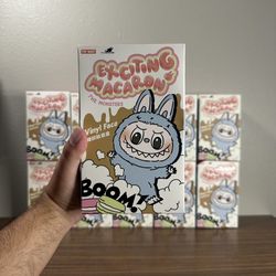 Labubu Exiting Macaron 