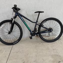 Cannondale mountain bike / Bicicleta 24’