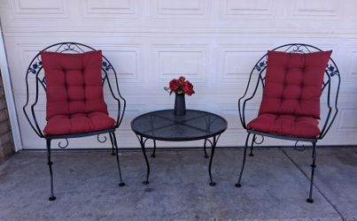 Vintage Woodard Patio Set