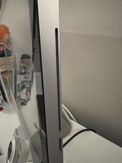 Apple iMac Computer 2009