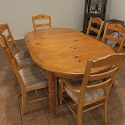 Dining table + 6 chairs