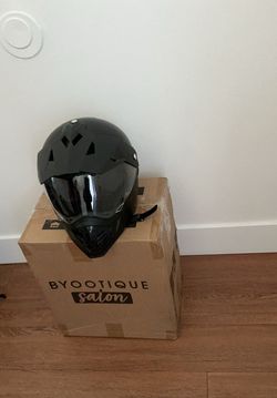 AHR MOTORCYCLE HELMET XL