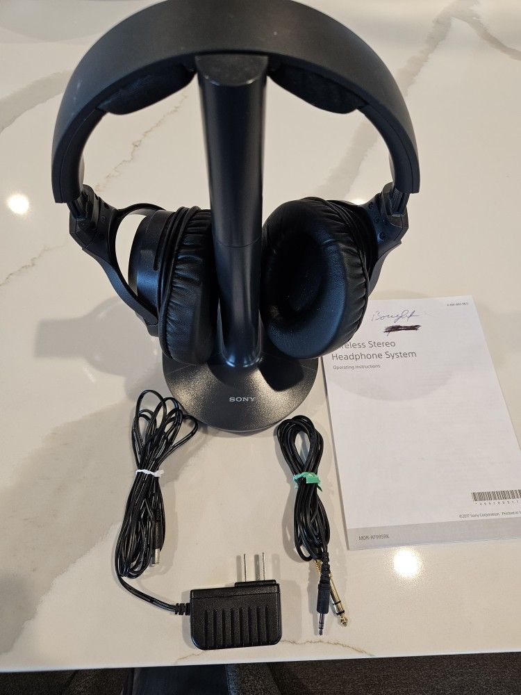 Sony Wireless Headphones MDR-RF995RK With Transmitter TMR-RF400