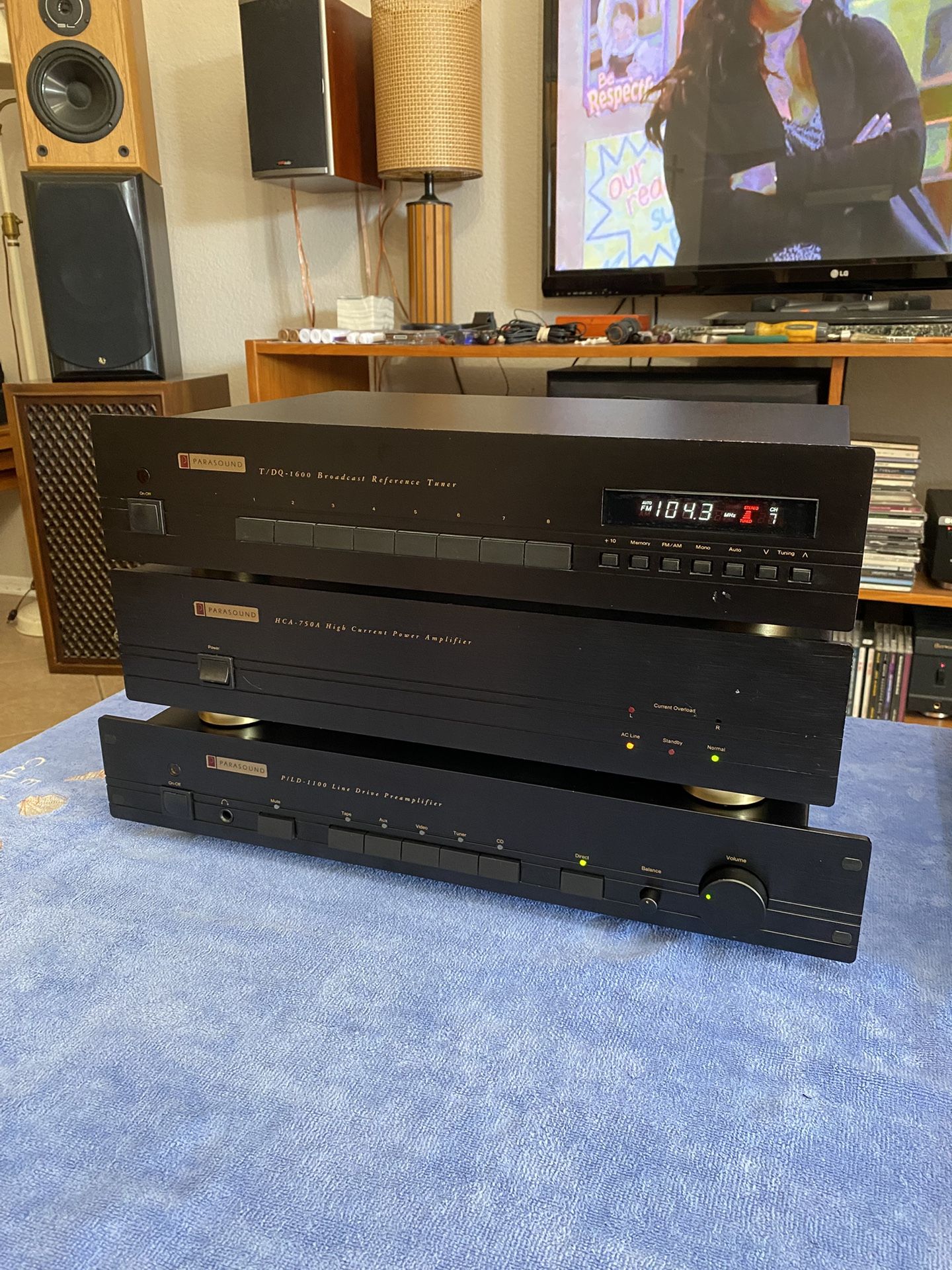 Parasound Amplifier / Preamplifier & Tuner