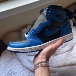 Air Jordan 1 High “Dark Marina Blue”