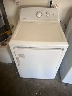 Hot point washer dryer set