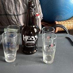 Beer Growler and 4 German beer glasses
