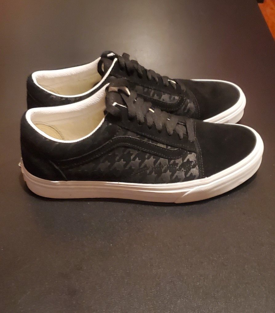 Vans Old Skool Suede Shoes