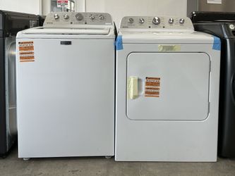 MAYTAG Pet Pro & Extra Power 4.7 cu. ft. Washer w/Agitator 7.0 cu. ft. Vented Electric Dryer