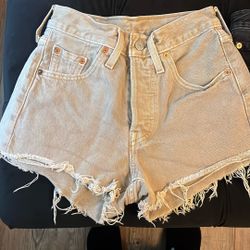 Levi Shorts