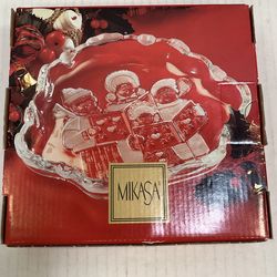 This item is a Mikasa Crystal "Christmas Carolers" Sweet Candy Dish