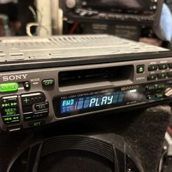 Sony XR-5810R Cassettes Tape Player