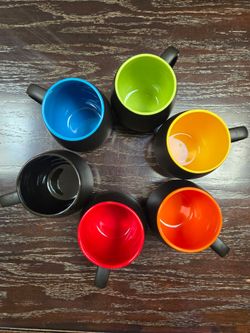 6 muti colored coffee mugs