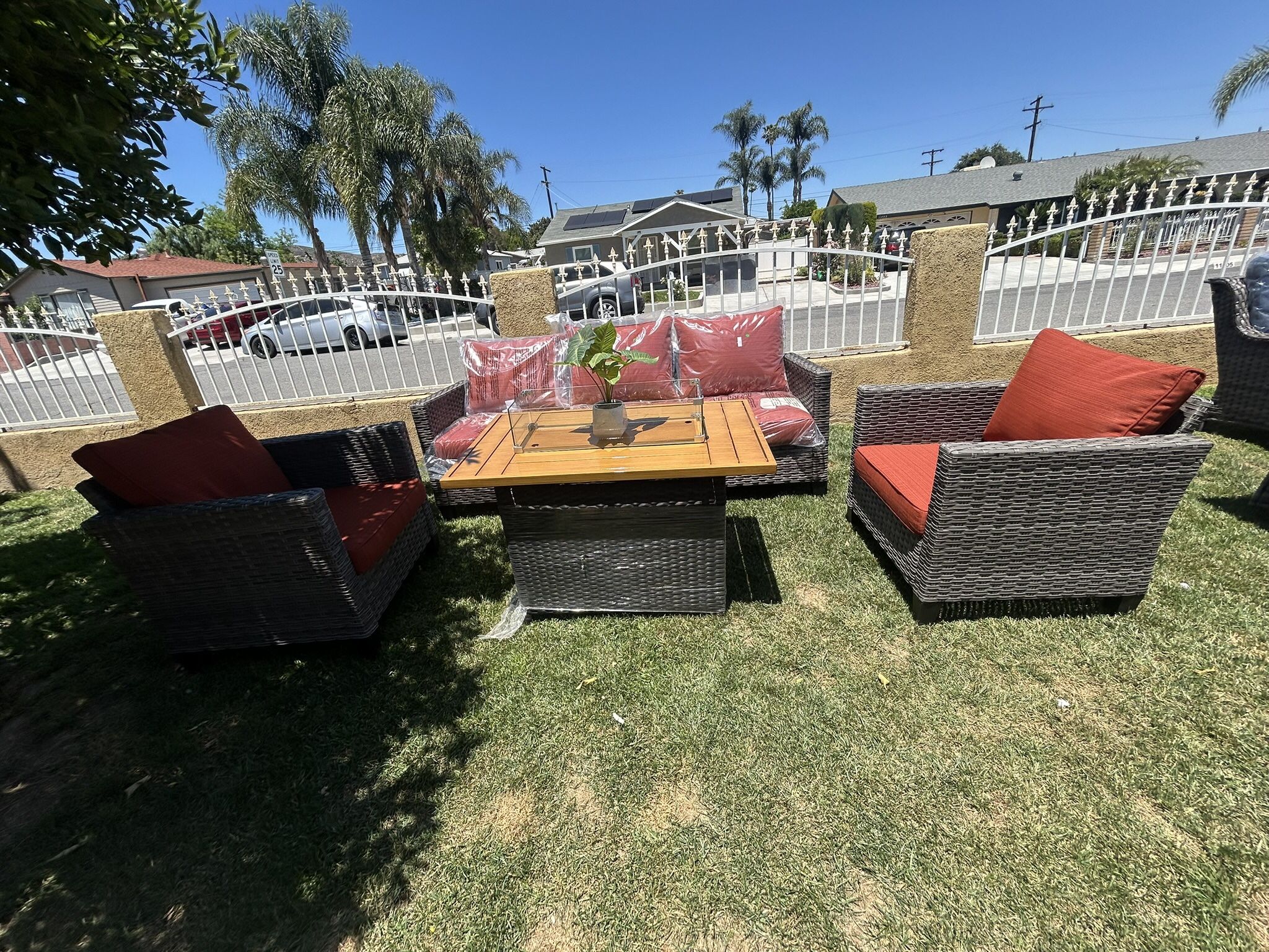 Patio Furniture Set Outdoor New In The Box