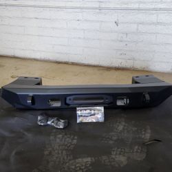 Dv8  24-25 TACOMA FRONT BUMPER 