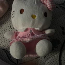 hello kitty plushie