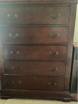 5 Drawer Dresser