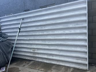 Puerta De Garage O Tapa Sombra