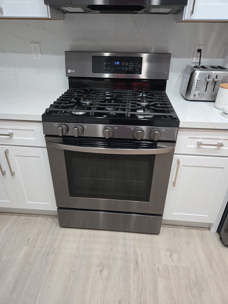 LG Black Stainless Steel Gas Stove Used 