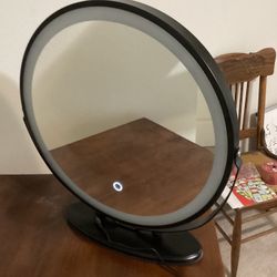 Lighted Makeup Mirror 20 Inch