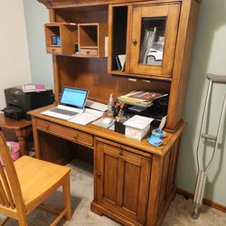 Solid Wood Desk With Hutch