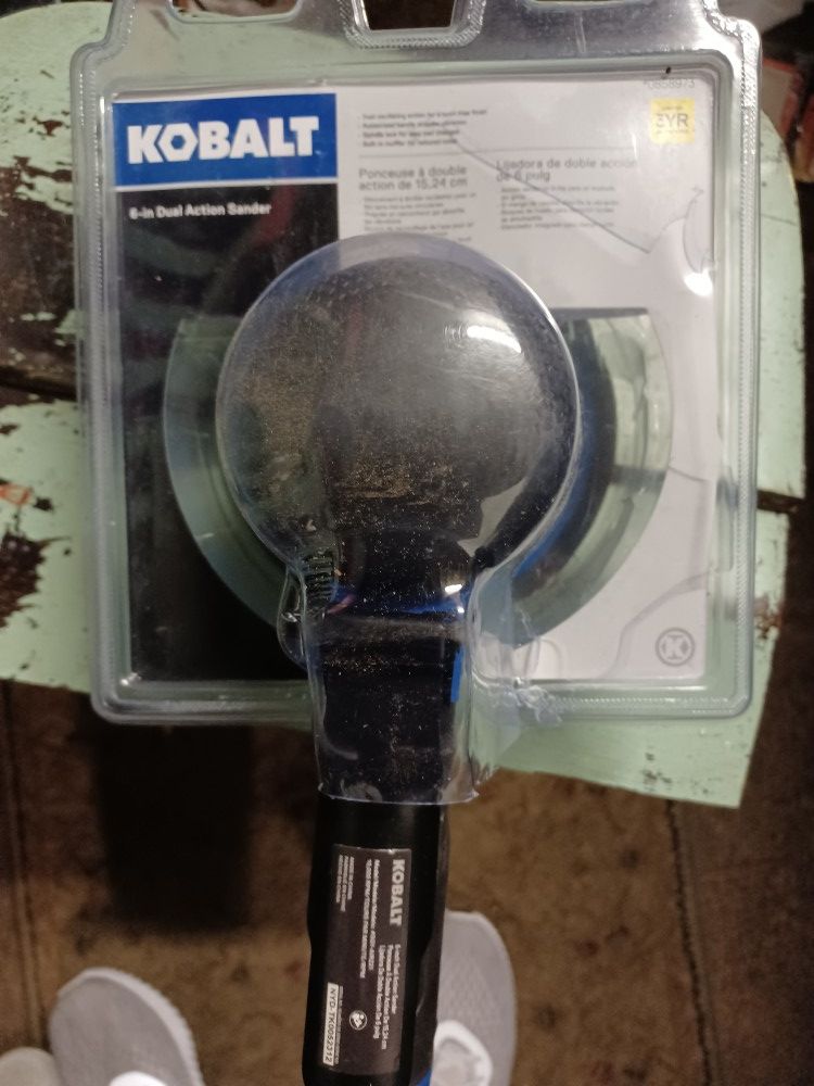 Kobalt 6in Dual Action Sander