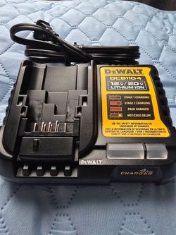 DeWALT DCB1104 12V/20V MAX Lithium-Ion Battery Charger