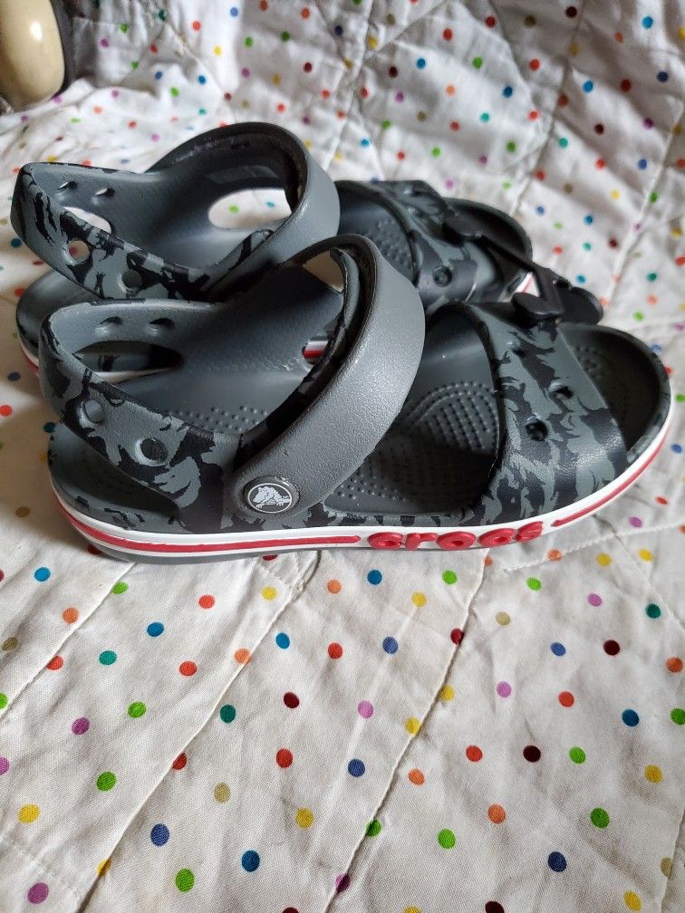 Crocs Crocband Printed Sandals Size C11.
