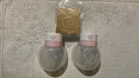Wearable Breast Pumps (2) Plus Extra Parts